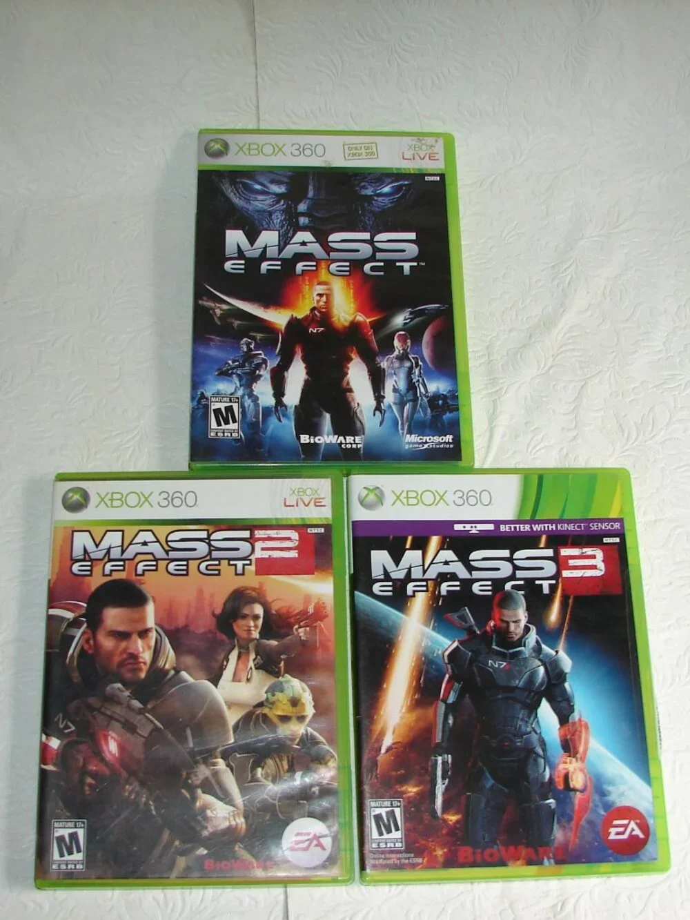 Xbox 360 Game Lot of 3: MASS EFFECT 1 & 2 & 3 w/2 Manuals